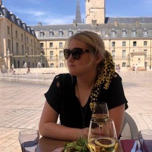 Meet your Posher, Катрин